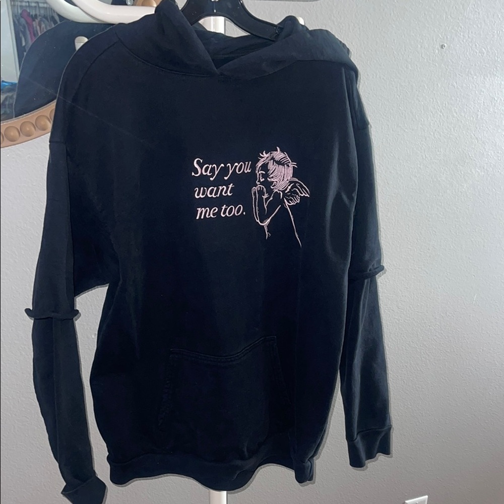 Boys Lie Sweater one size